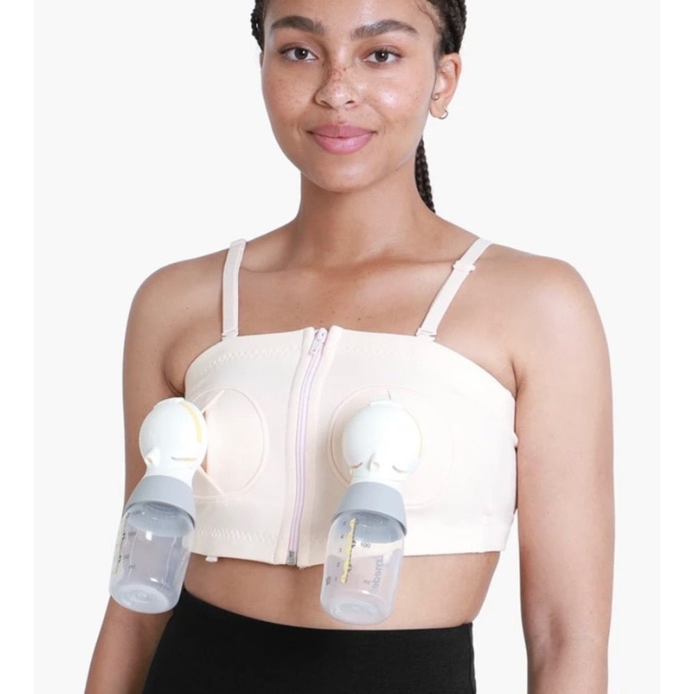Blush pink hands free pumping bra